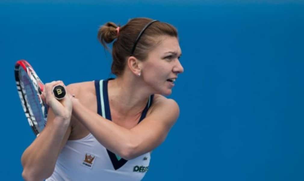 Simona Halep says she will head home to Romania for a few days after picking up an Achilles injury