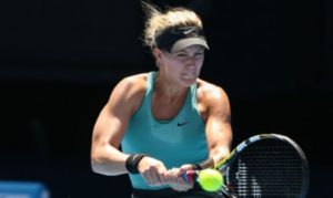 Eugenie Bouchard ended her wait for a first win since the Wimbledon final at the Connecticut Open as Sam Stosur battled her way past Kurumi Nara