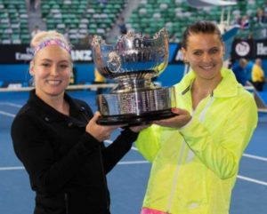 Lucie Safarova and Bethanie Mattek-Sands defeated Chan Young-Jan and Zheng Jie 6-4 7-6(5) to win the Australian Open women's doubles title