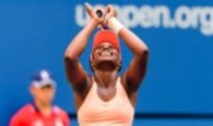 Sloane StephensÈ remarkable comeback gathered pace as she overcame Anastasija Sevastova 6-3 3-6 7-6(4) to advance into the semi-finals of the US Open