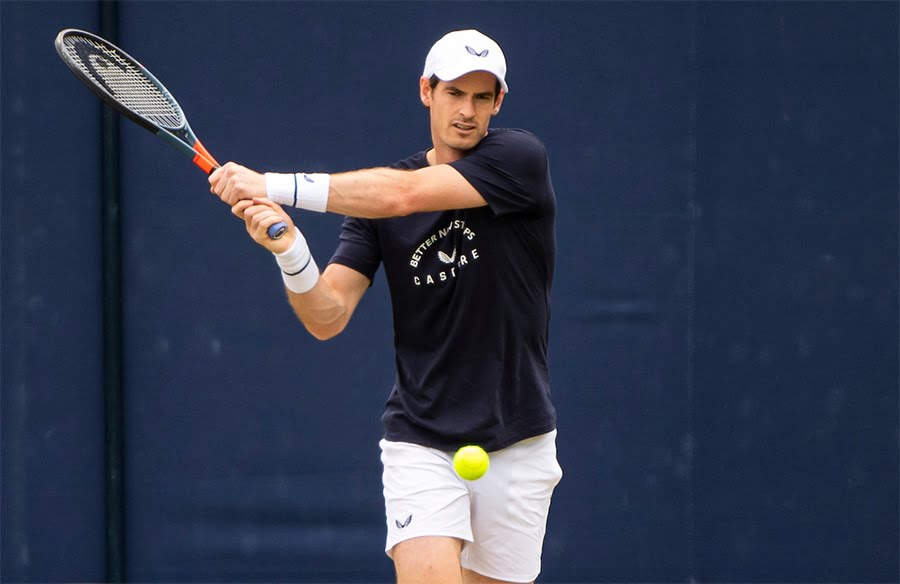Andy Murray practicing at Queen's