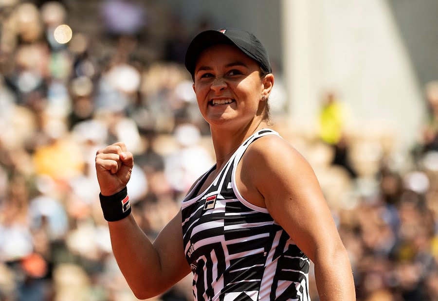 Ashleigh Barty fist pump