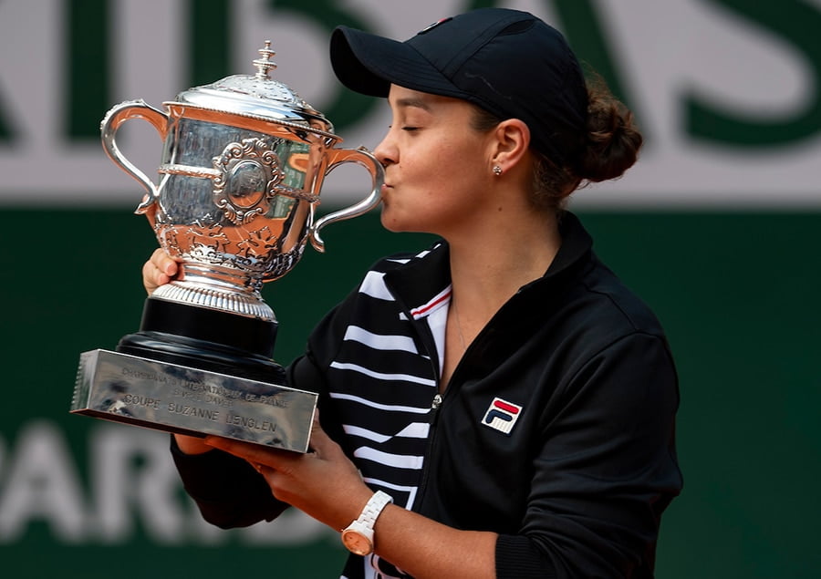 Ashleigh Barty with French Open trophy