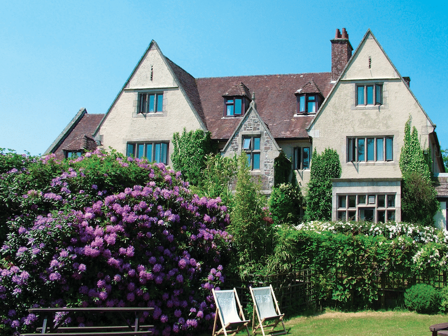 Manor House Hotel Outside View