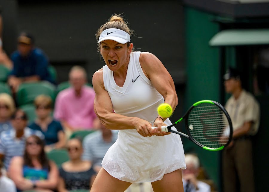 Simona Halep battles through to the 4th round at Wimbledon 2019