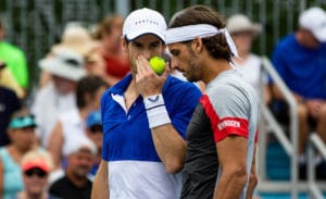 Andy Murray talking to Feliciano Lopez
