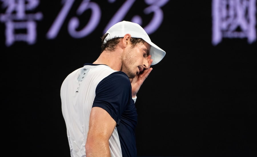 Andy Murray looks tired at Australian Open 2019.jpg