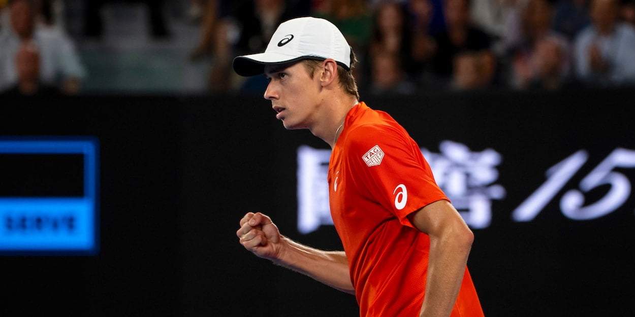 Speedy De Minaur Races To French Open Second Round