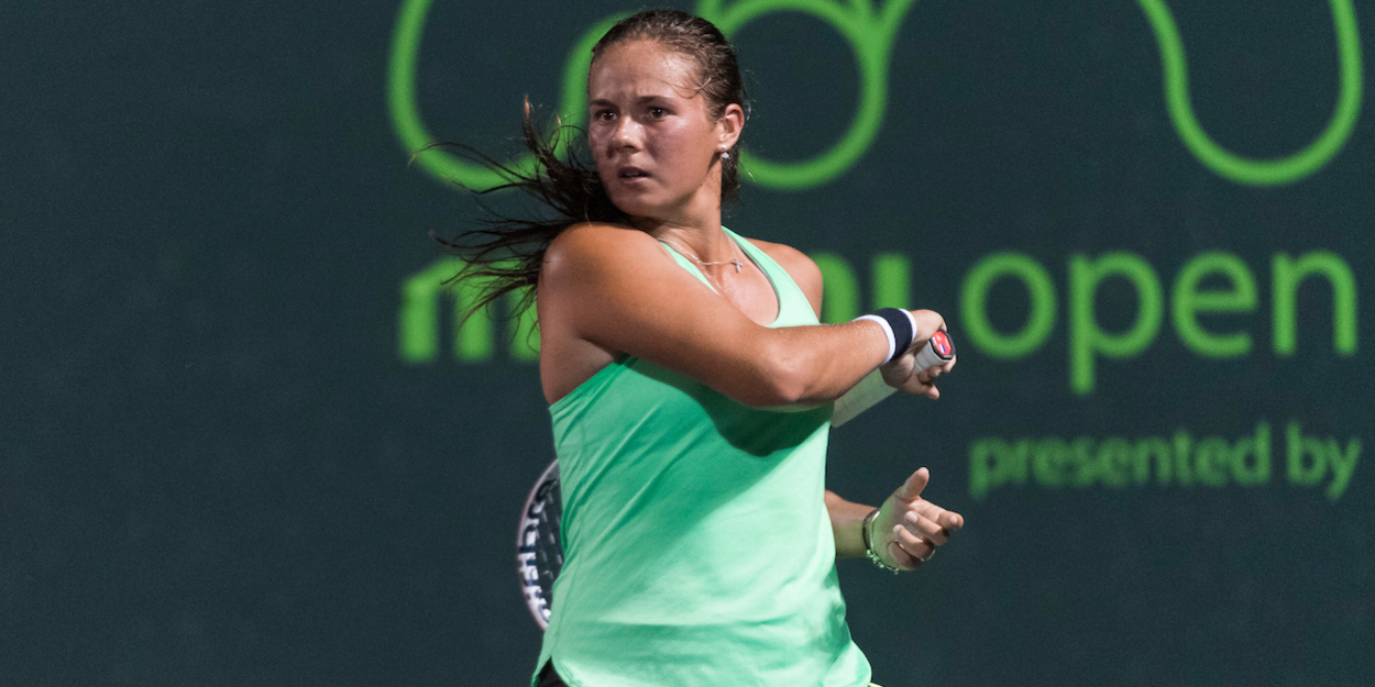 Kasatkina forehand