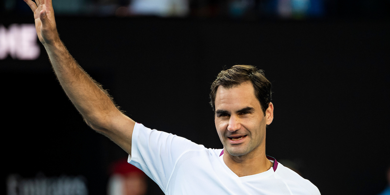 Roger Federer waves to crowd at 2020 Australian Open