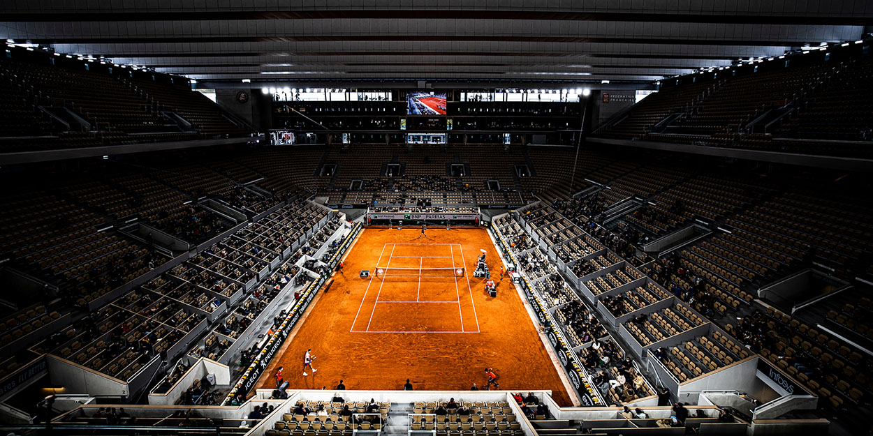 Up To 1 000 Fans Per Court To Be Allowed At Roland Garros Sports Minister