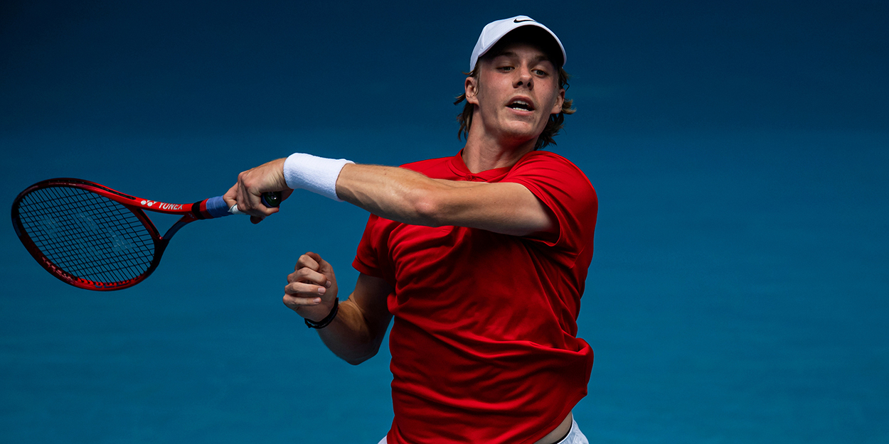 Denis Shapovalov forehand