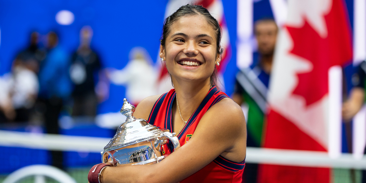 Emma Raducanu ‘reunited back home’ with her US Open trophy