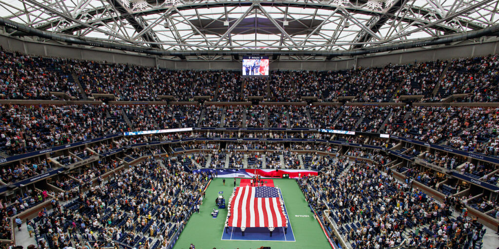 Seven's a Crowd As Tense U.S. Open Enters Last Round