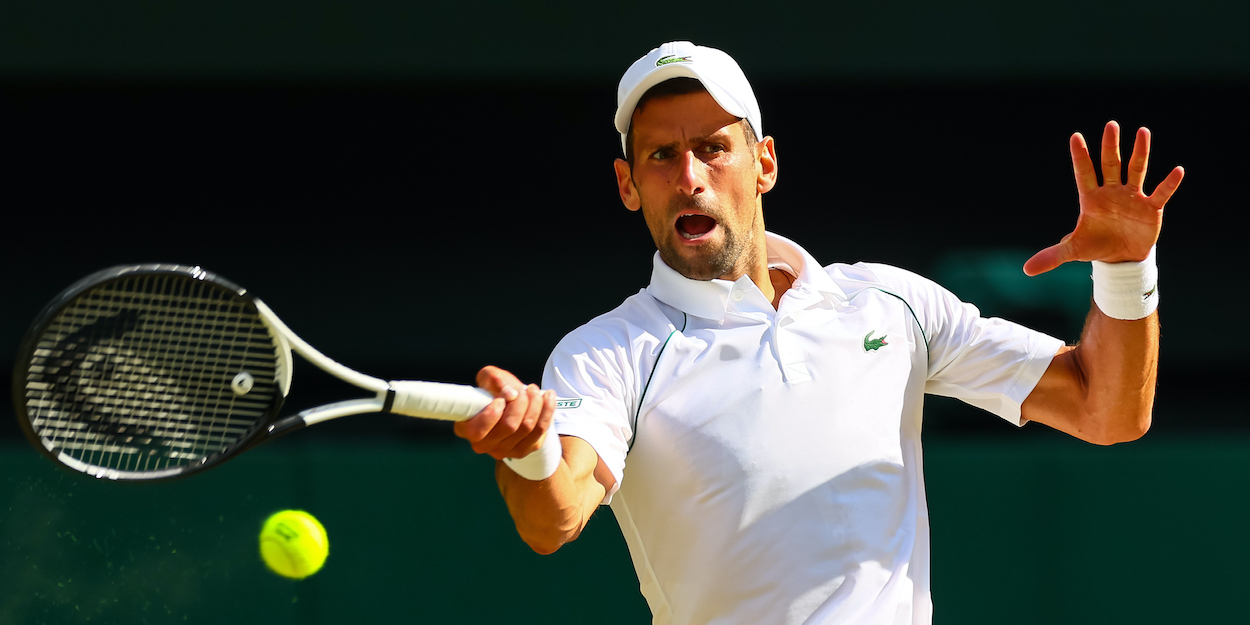 Novak Djokovic shows how to return serve Wimbledon 2022