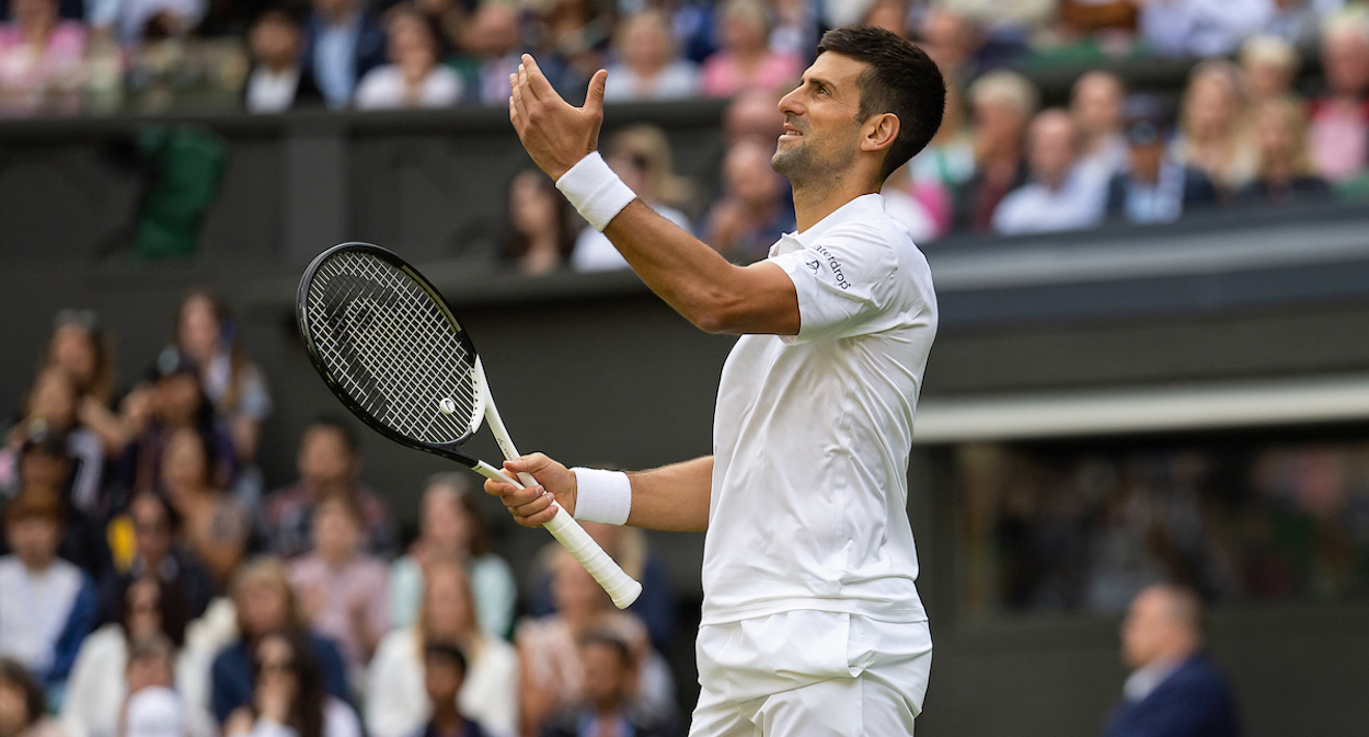 Novak djokovic wimbledon sales 2019 outfit